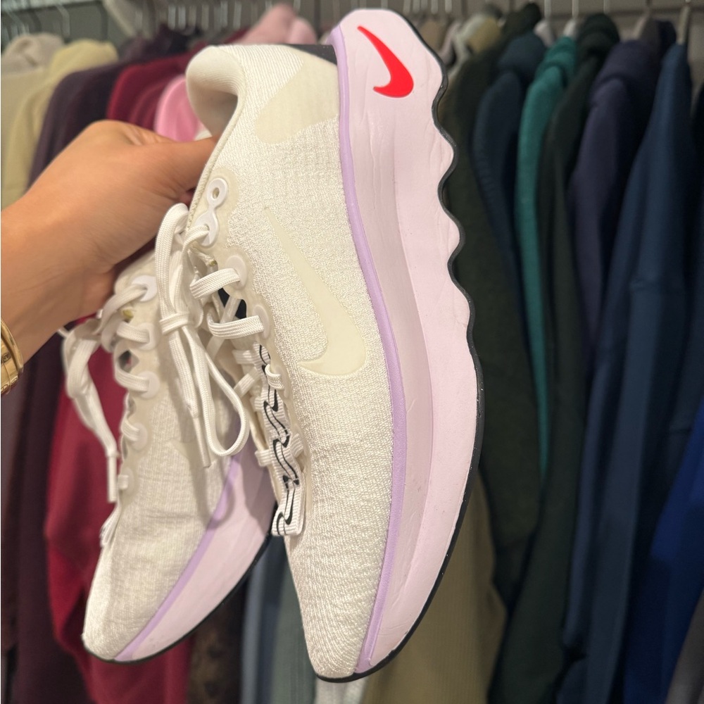 Nike Motiva